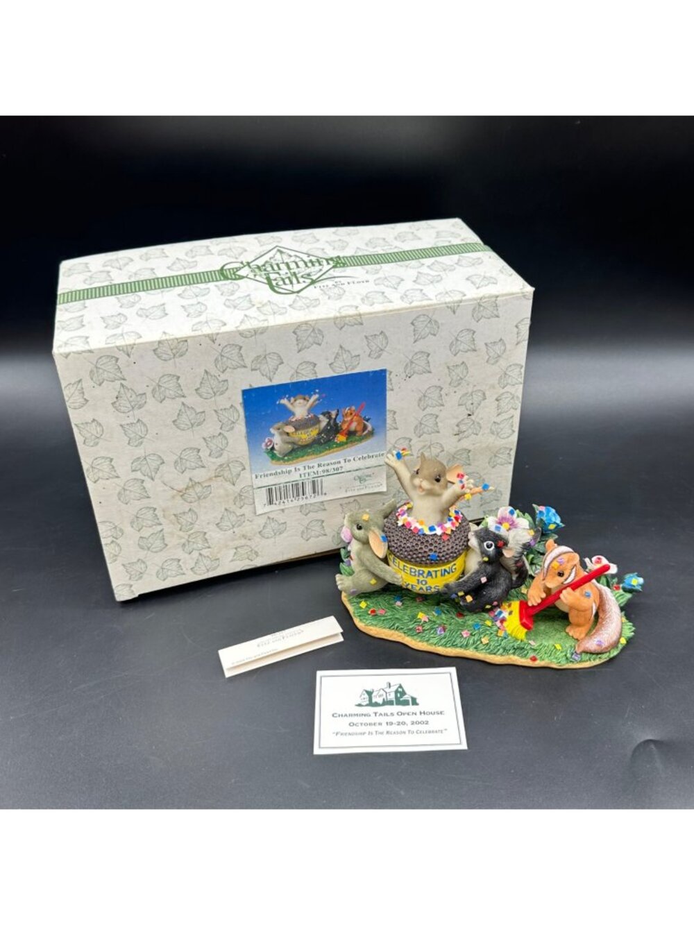 Vintage Charming Tails 2002 Friendship Is The Reason To Celebrate Figurine F & F
